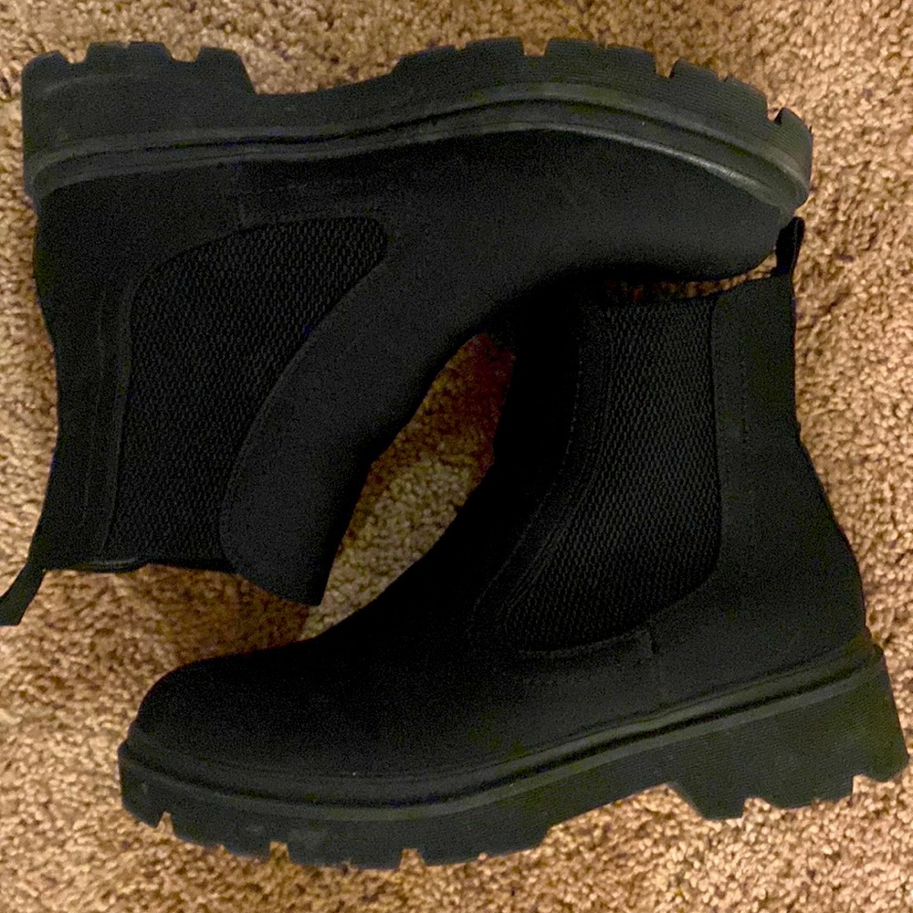 Ankle boots